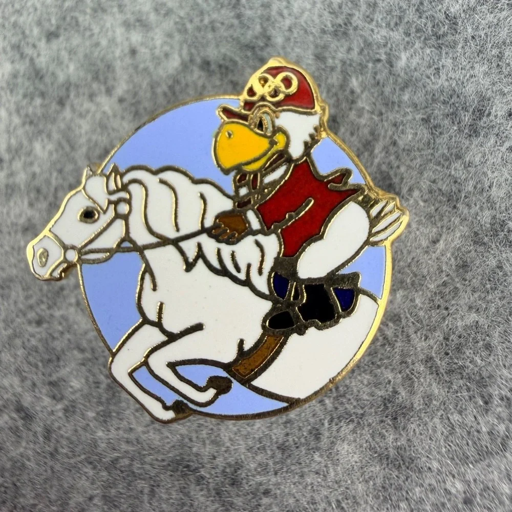 Los Angeles 1984 Olympics Sam Eagle Horse Riding Equestrian Cloisonne Brooch Pin